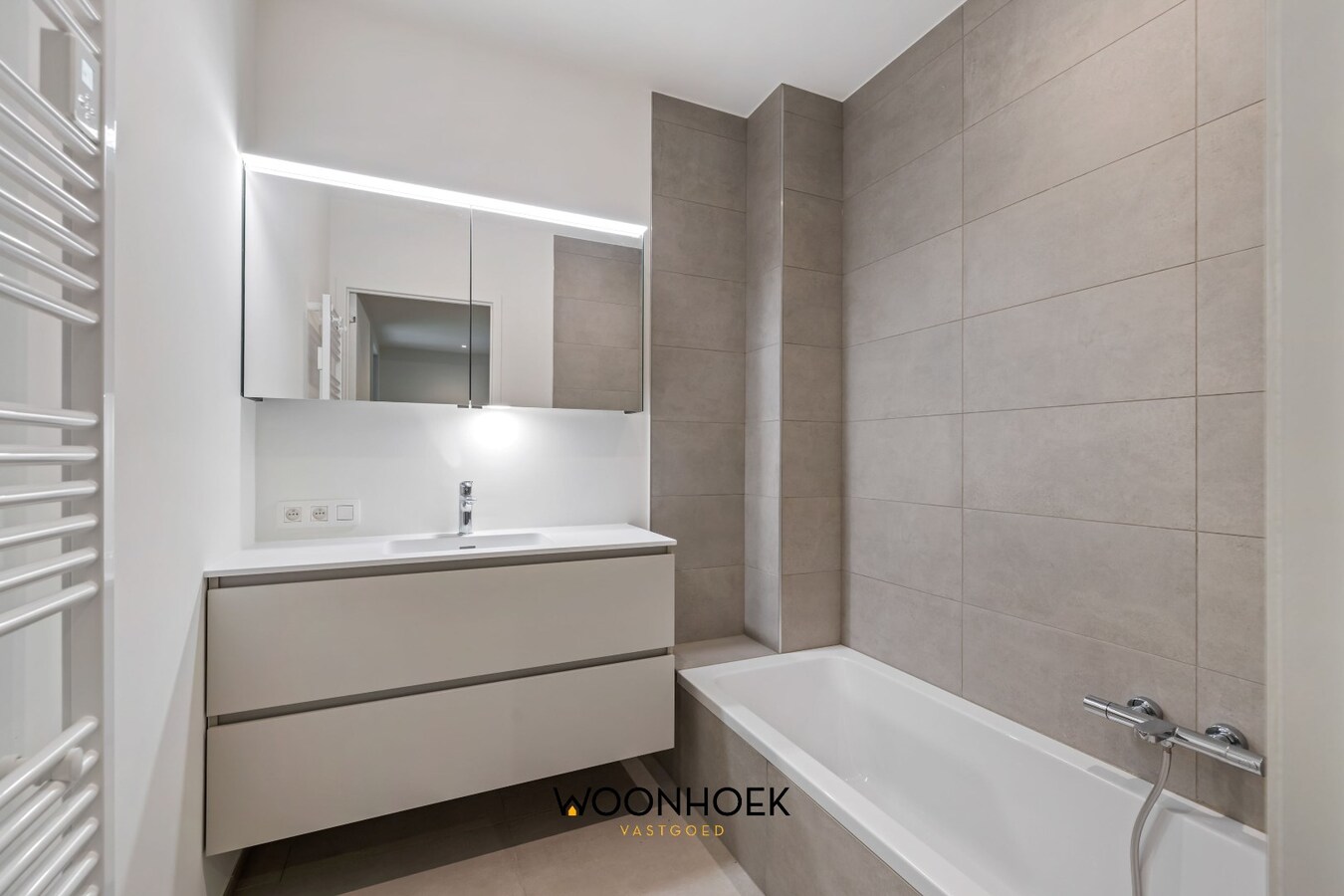 Luxueus 3-slpk nieuwbouwappartement OEVERPARK te Lokeren 