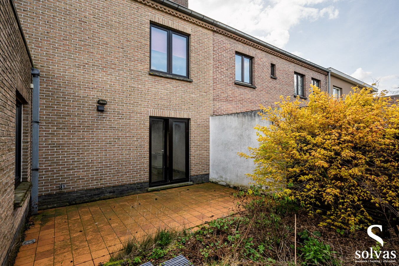 Gebouw bestaande uit twee appartementen in centrum Aalter 