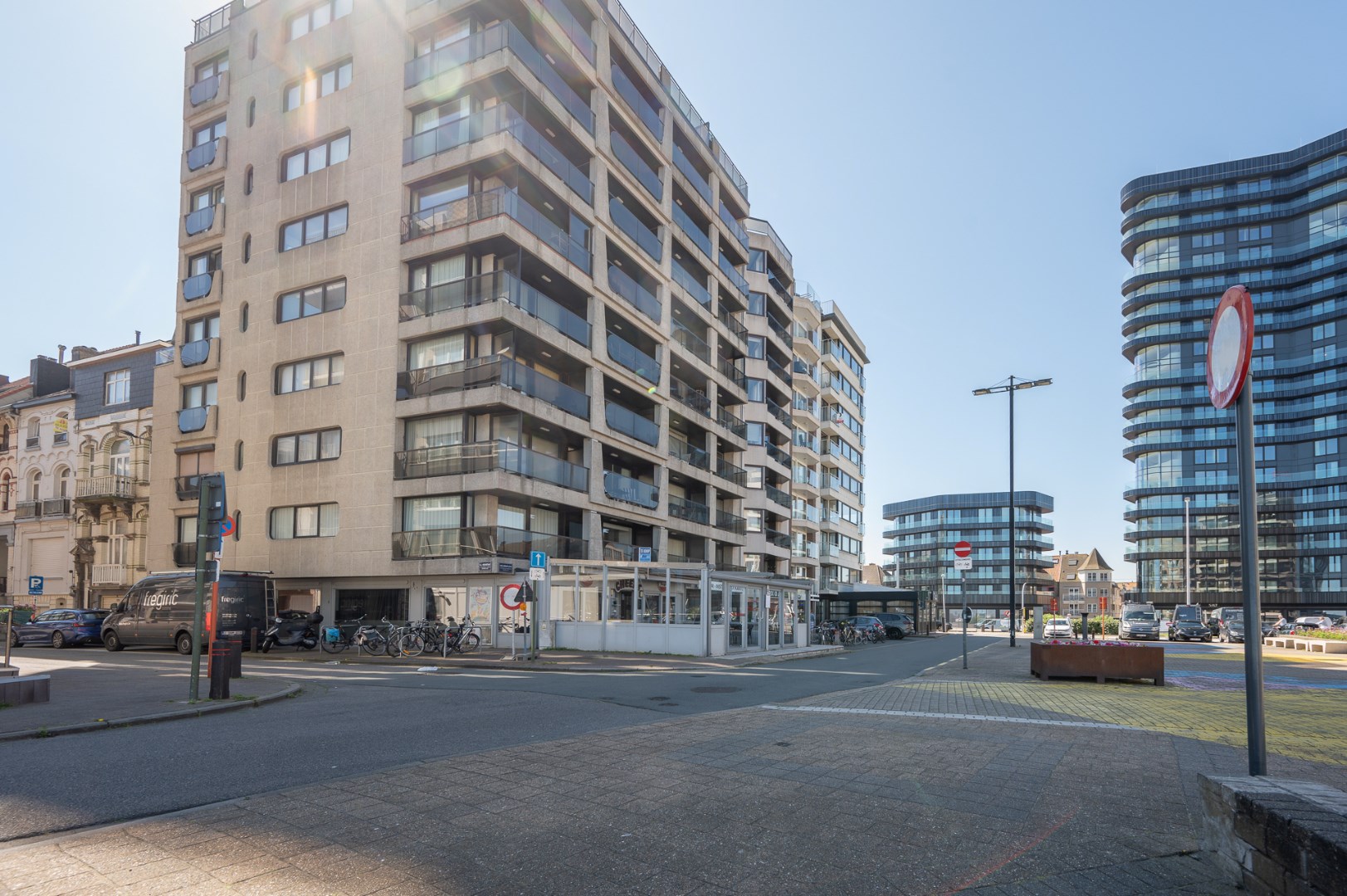 Gerenoveerd appartement met 1 slaapkamer en slaaphoek 