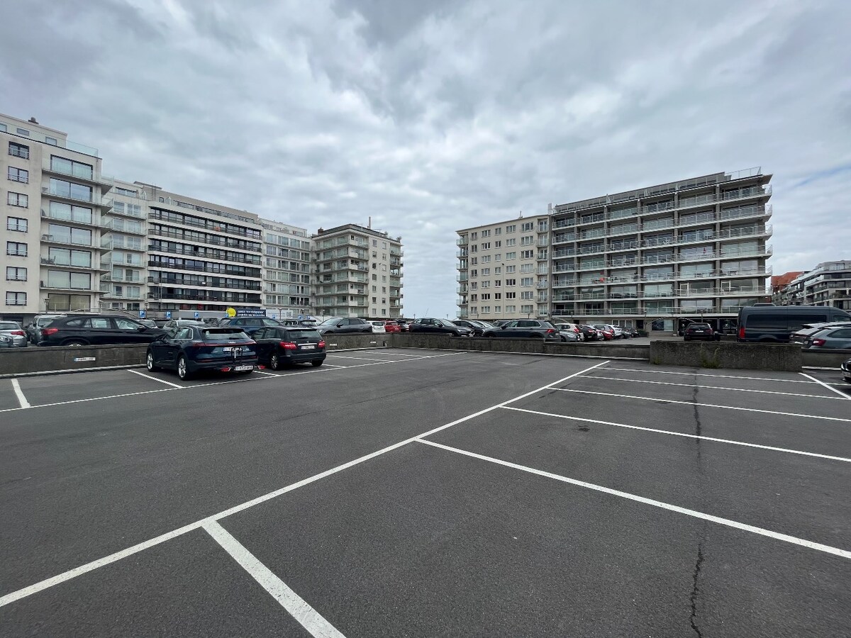 Emplacement de parking loué À Oostduinkerke