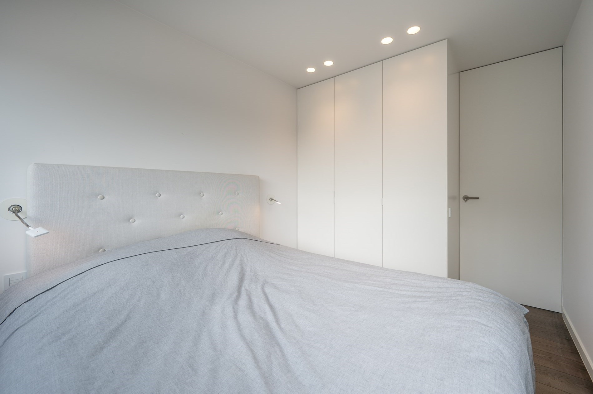 Gemeubeld - Luxe hoekappartement met panoramisch zeezicht en royale terrassen 