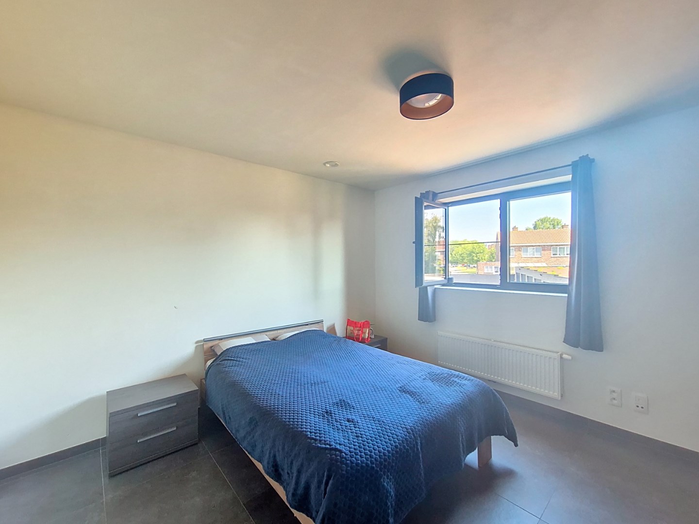 Appartement met 2 slpks en garage 