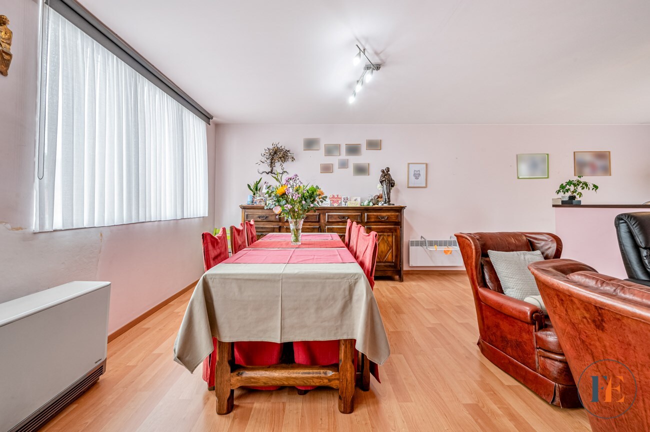 Woning/appartement met koer in het centrum van Destelbergen 