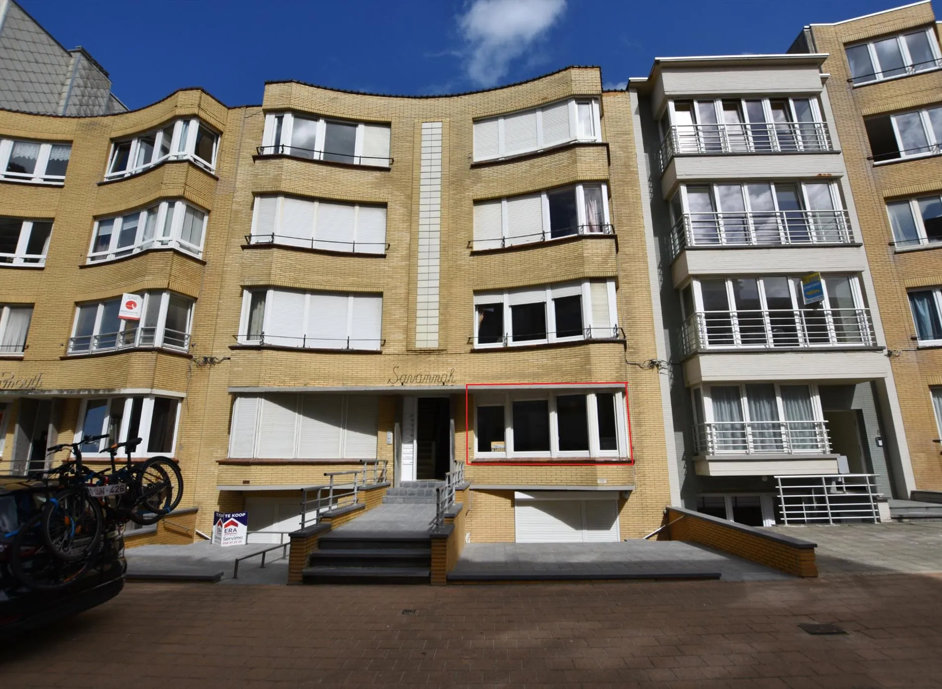 Uitstekend gelegen 3-slaapkamerappartement te Koksijde-Bad, op 15m van het strand. 