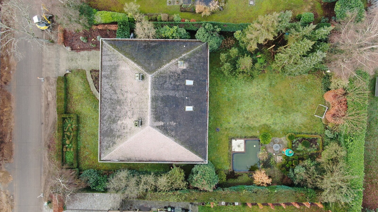 Ruime woning met 4 slaapkamers op prachtig perceel, nabij centrum Schilde 