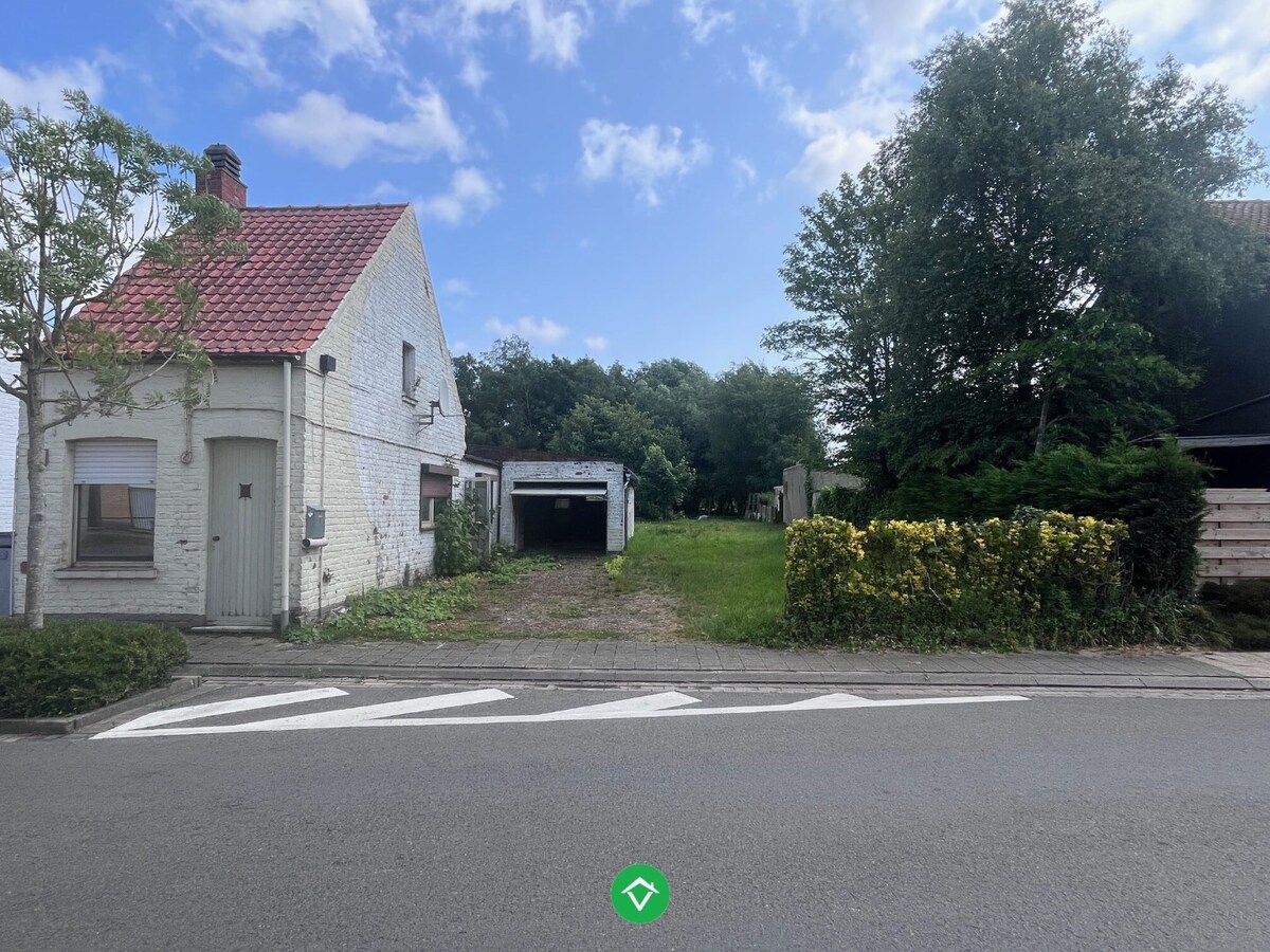 Mooi perceel bouwgrond op 642 m&#178; voor HOB, in een groene omgeving 