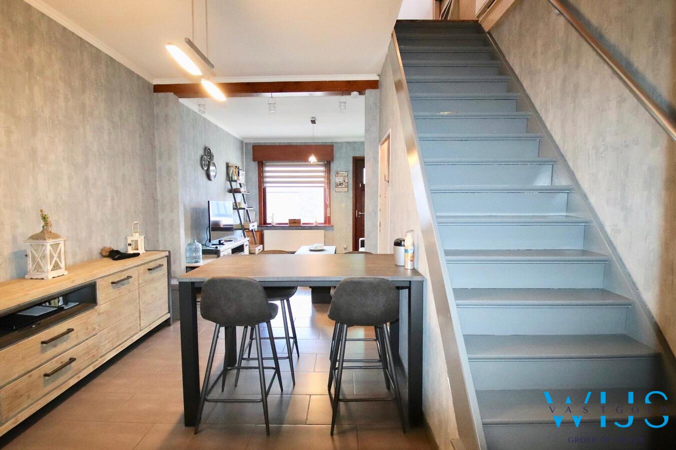 Gerenoveerd woonhuis op toplocatie in Zelzate! 
