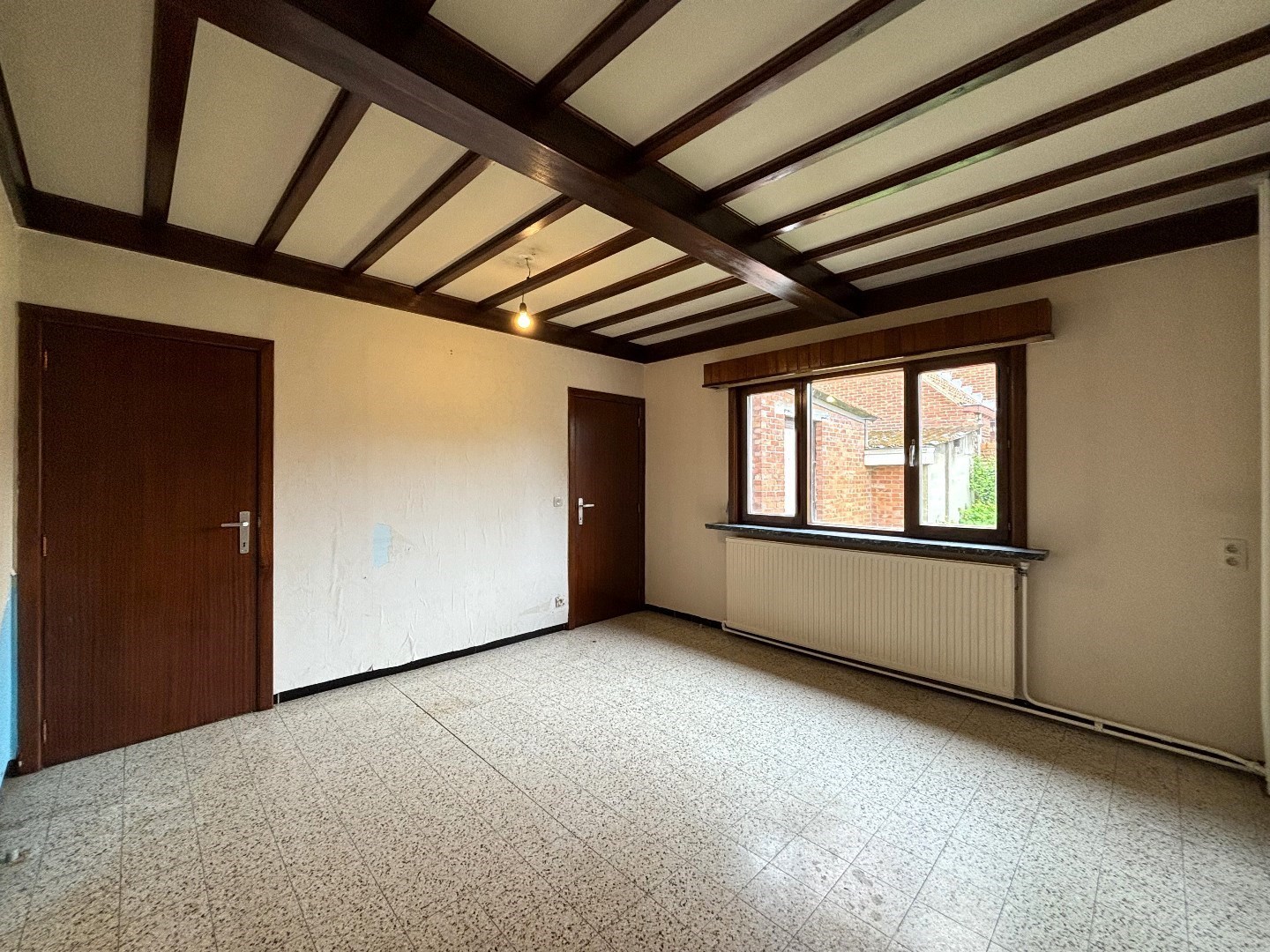 Gezinswoning met 4 slpk. en garage zonder renovatieverplichting in centrum Mol 