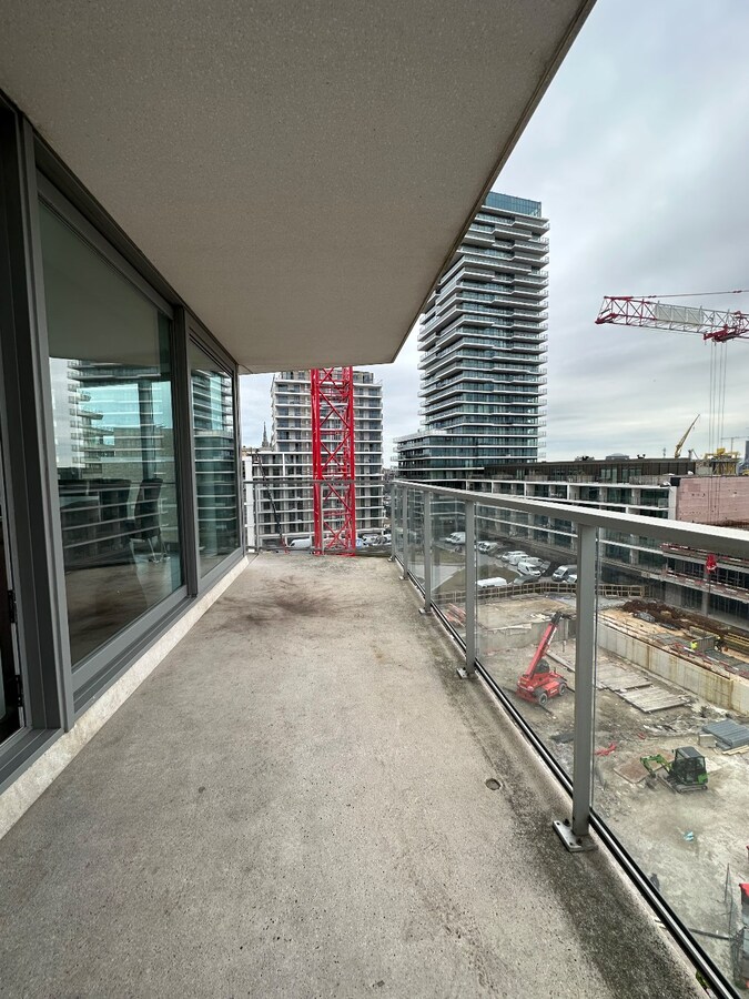 Appartement met 2 slaapkamers en ruim terras te Oostende 