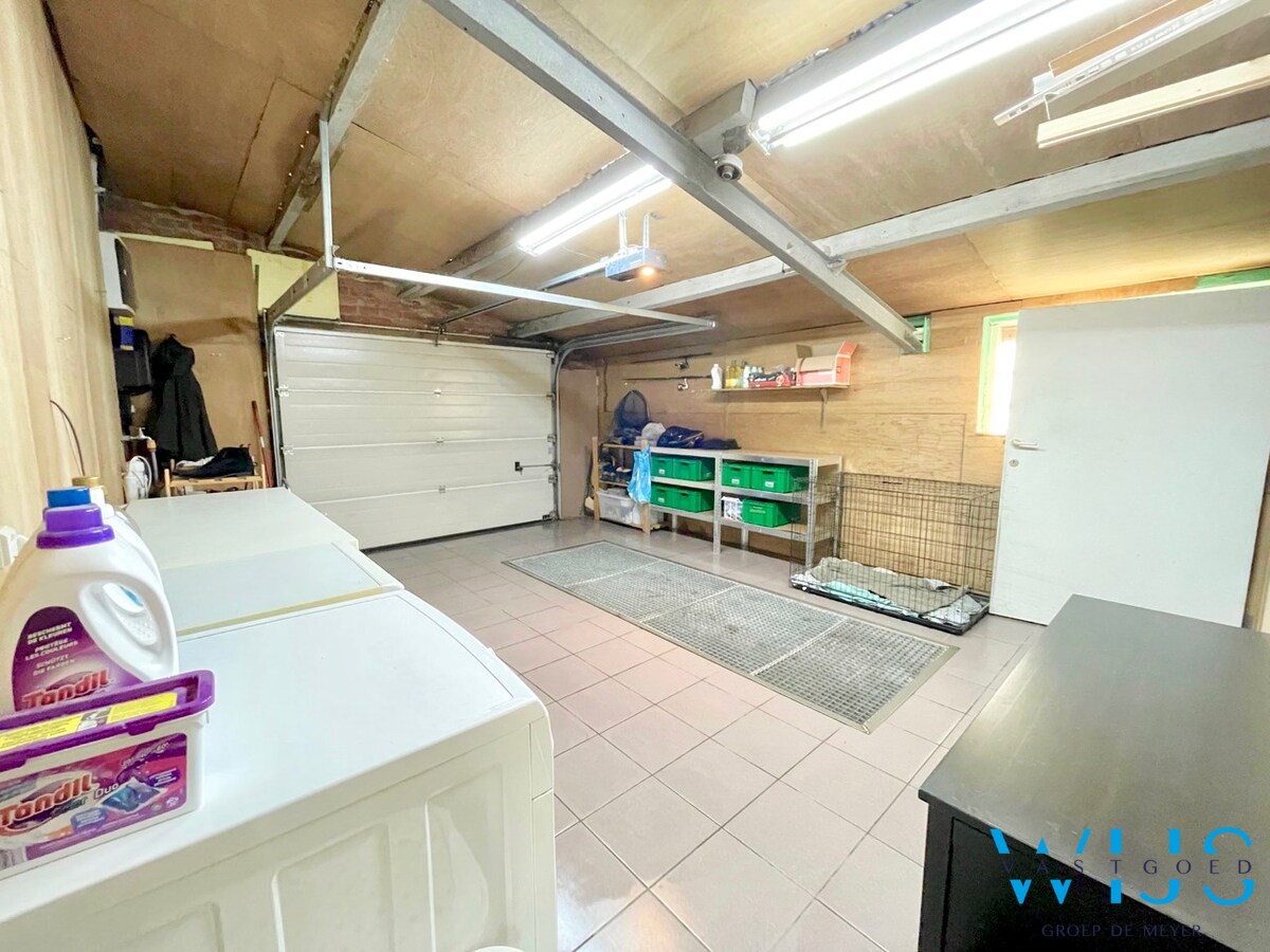 Instapklaar woonhuis op perceel van 450m&#178; te ERTVELDE ! 