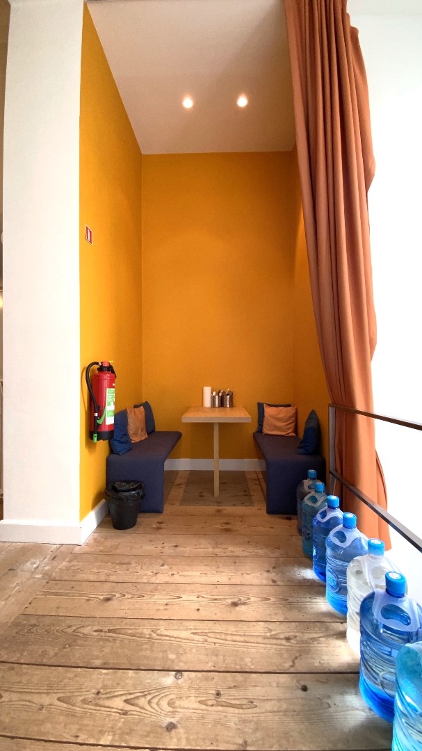 Kantoor te huur in uniek herenhuis met patio aan Gent-Zuid