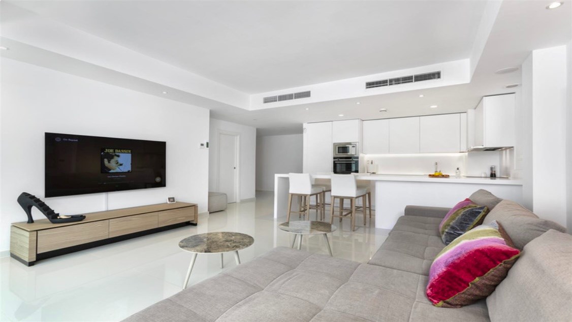 Appartement de plain-pied pr&#234;t &#224; emm&#233;nager &#224; Las Tarrazas de Atalaya. 