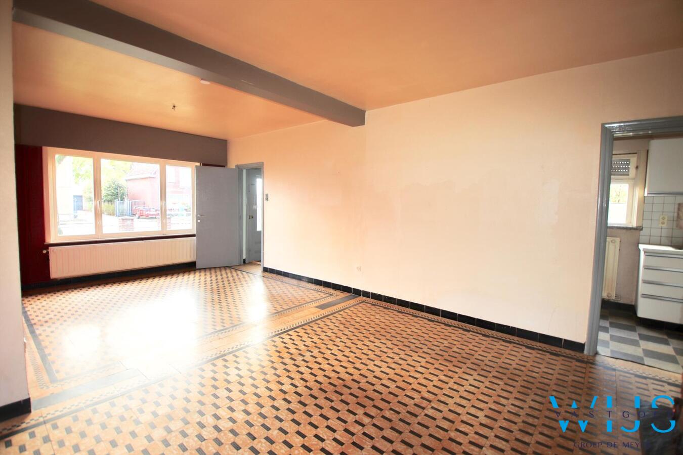 Te renoveren woonhuis op een mooi perceel van 870m&#178; te ERTVELDE! 
