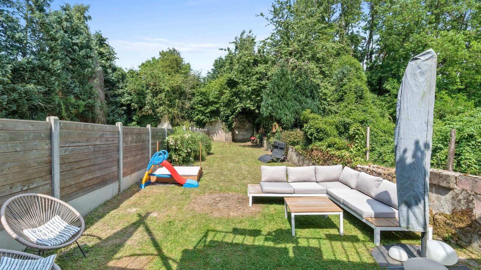 EZEMAAL - instapklare woning 5 slks 