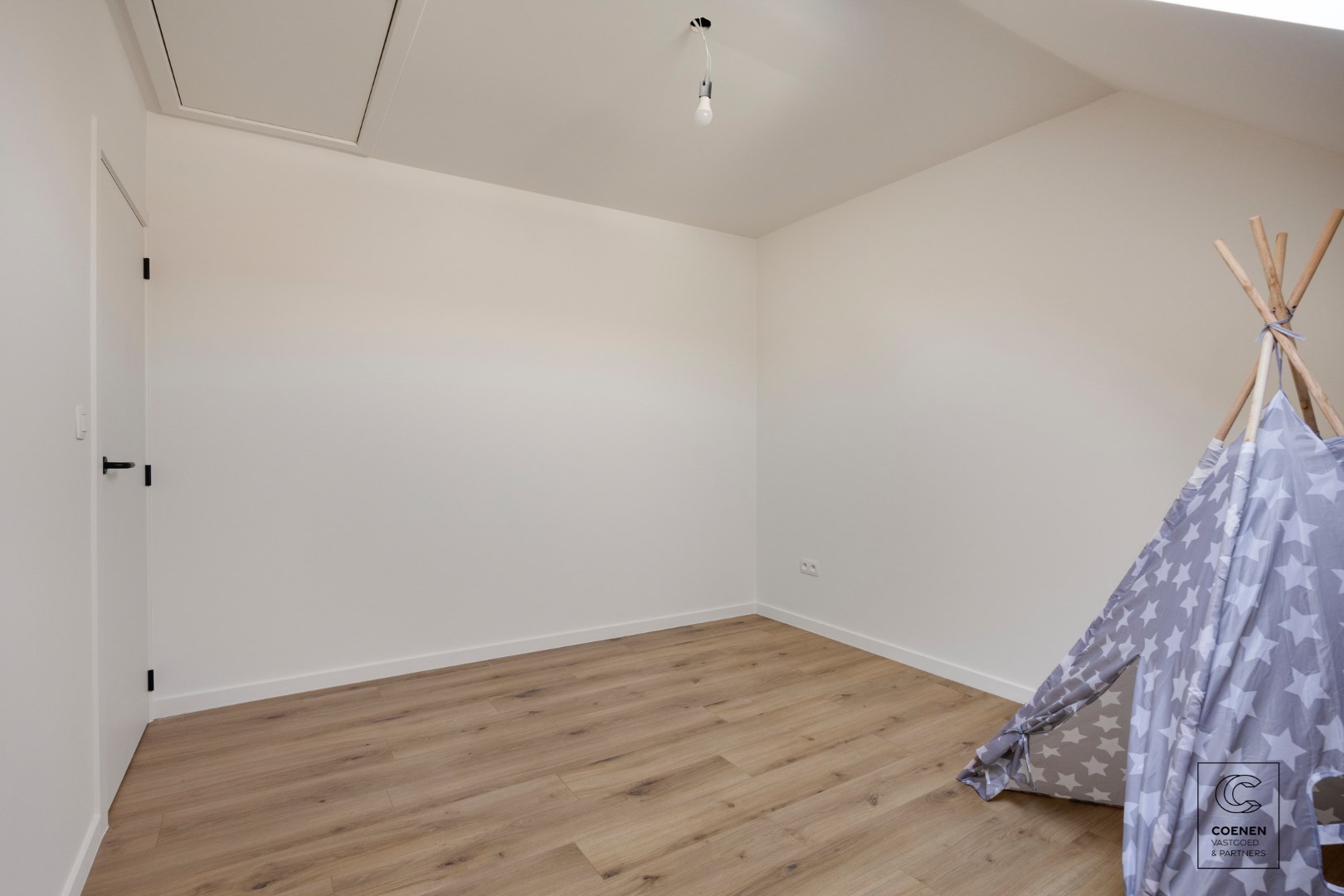 Charmant, volledig gerenoveerde woning met 2 slaapkamers te Turnhout! 