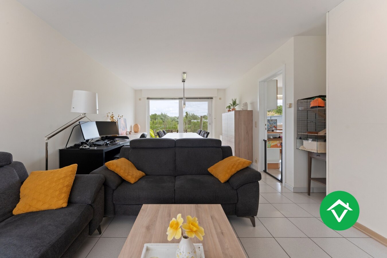 Instapklare woning met 3 slaapkamers en groene tuin te Koekelare 
