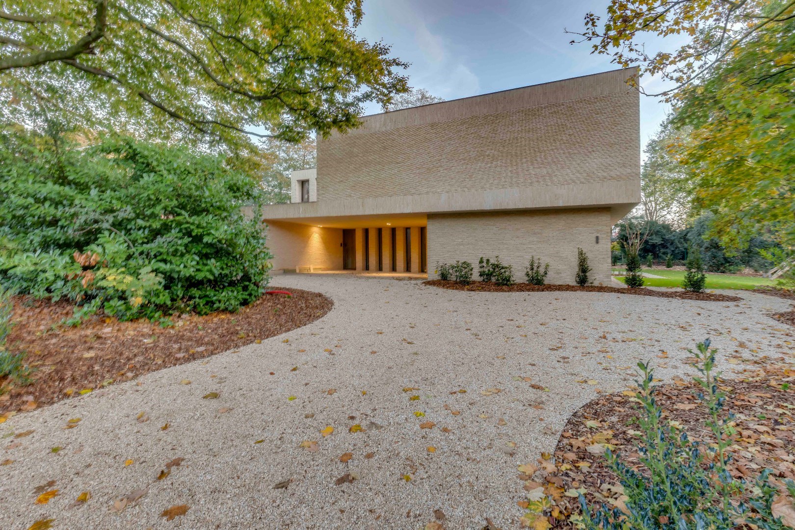 Exclusief appartement (verd.1) nabij het centrum van Mariakerke 