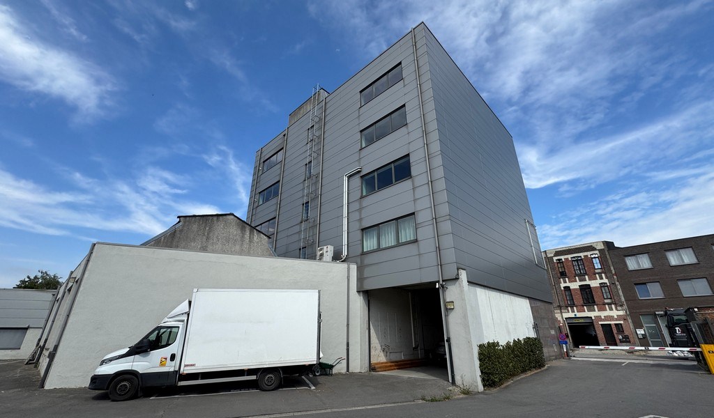 Gemeubelde kantoren te huur in Merksem