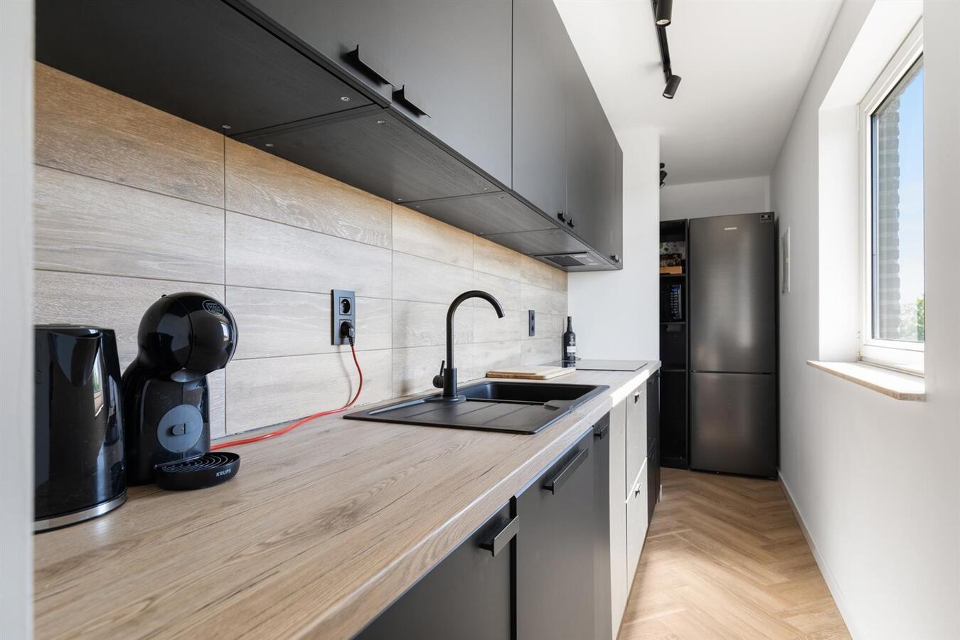 Kwalitatief gerenoveerd appartement met terras van 35m&#178;! 