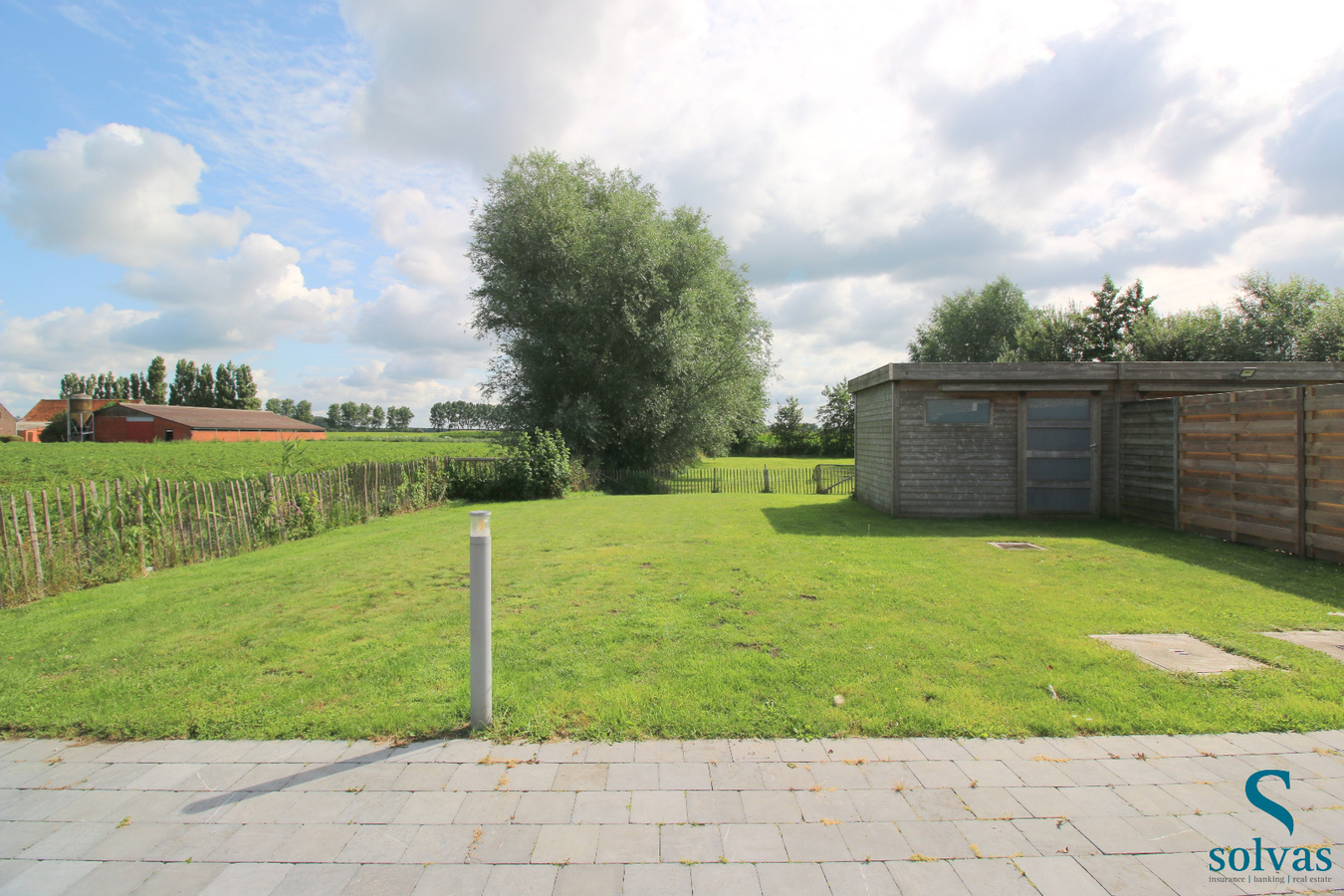 Recente koppelwoning met 3 slaapkamers te Waarschoot! 