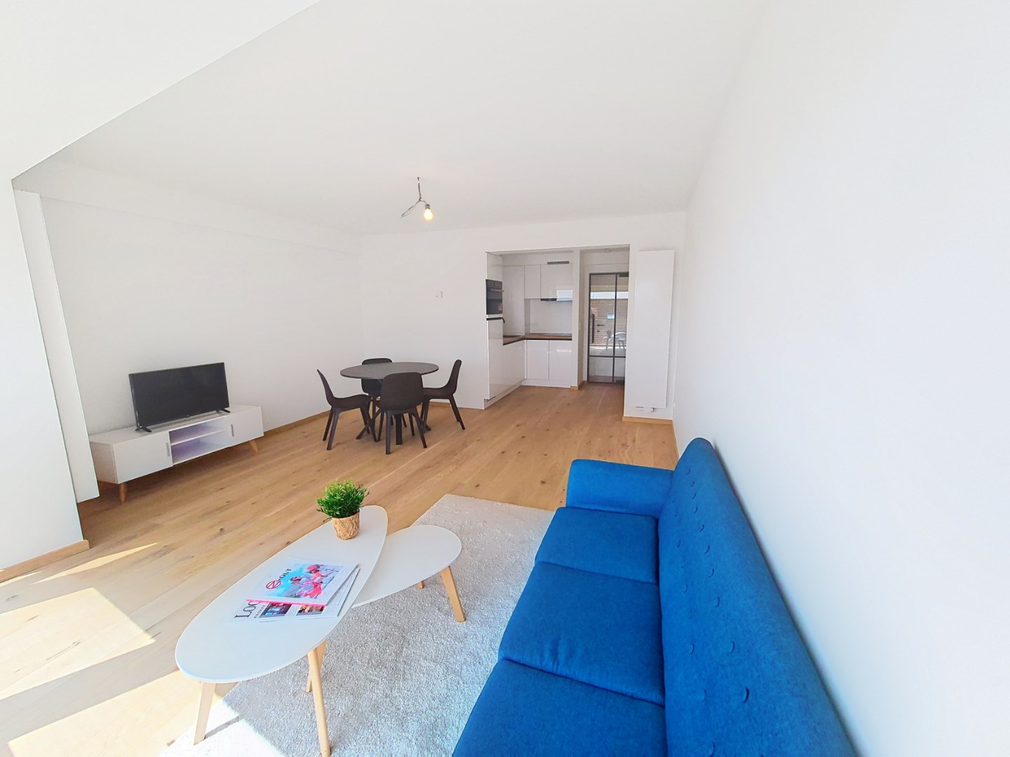 Modern gerenoveerd appartement met 1 slaapkamer vlakbij de zeedijk 
