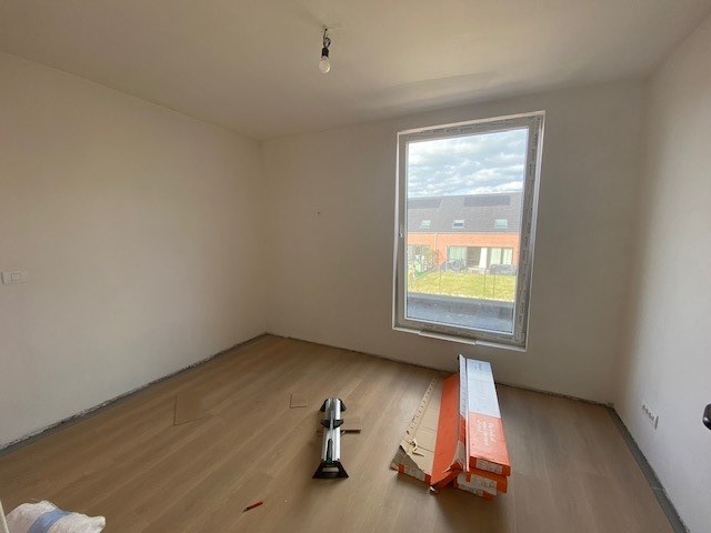 Nieuwbouw halfopen woning op een goeie ligging in gloednieuwe verkaveling! 