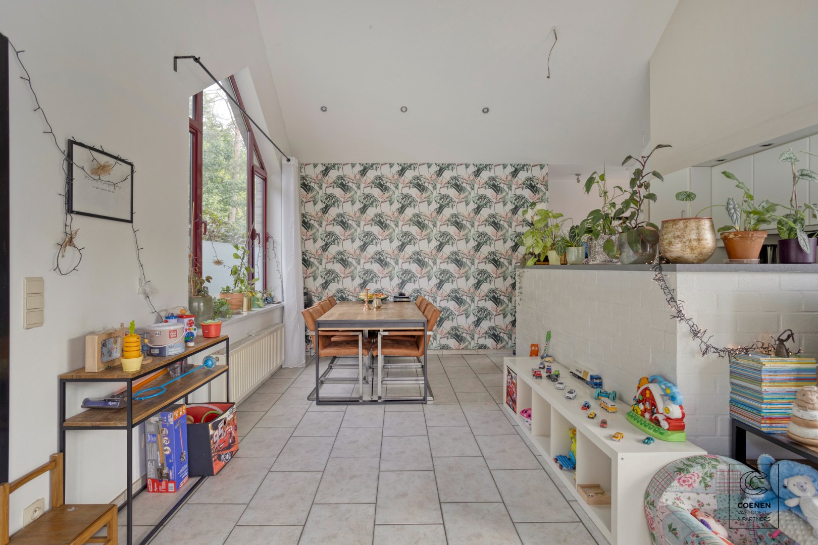 Laagbouw woning van 129 m&#178; met drie slaapkamers op een schitterende ligging in Oelegem! 