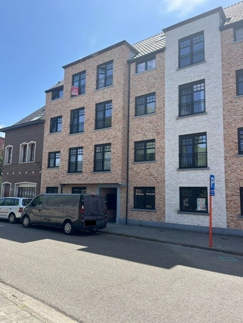 Instapklaar prachtig duplexappartement te huur met 2 slaapkamers te Geel! 