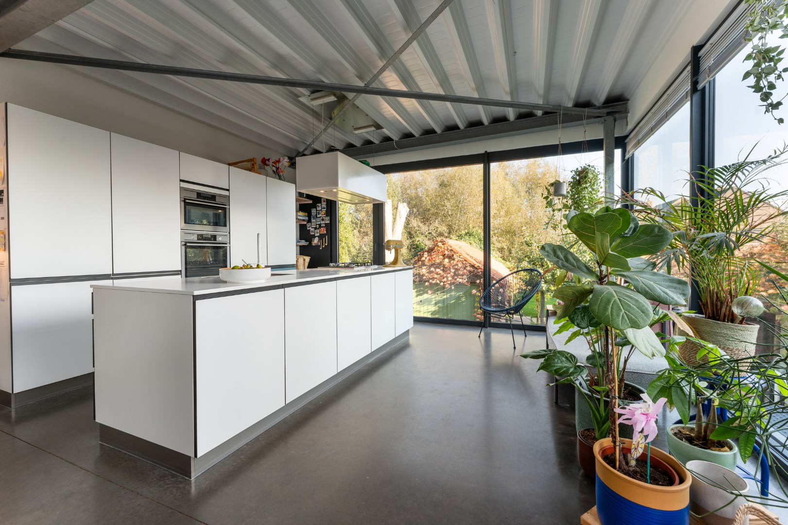 Architecturale woning gelegen op wandelafstand van het centrum 