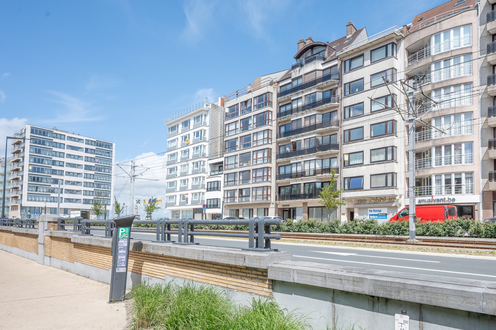 Ruim en zongericht appartement met 4 slaapkamers 