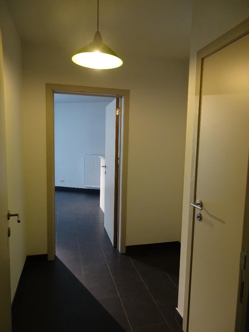 Mooi duplex appartement in het centrum van Beervelde te huur! 