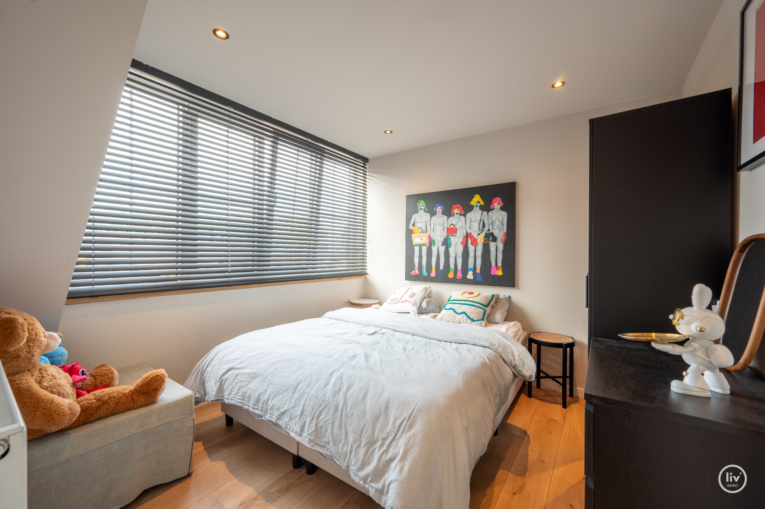 Charmante, recent gerenoveerde woning met prachtige tuin en topligging in het centrum van Sluis op enkele minuten van Knokke-Heist. 