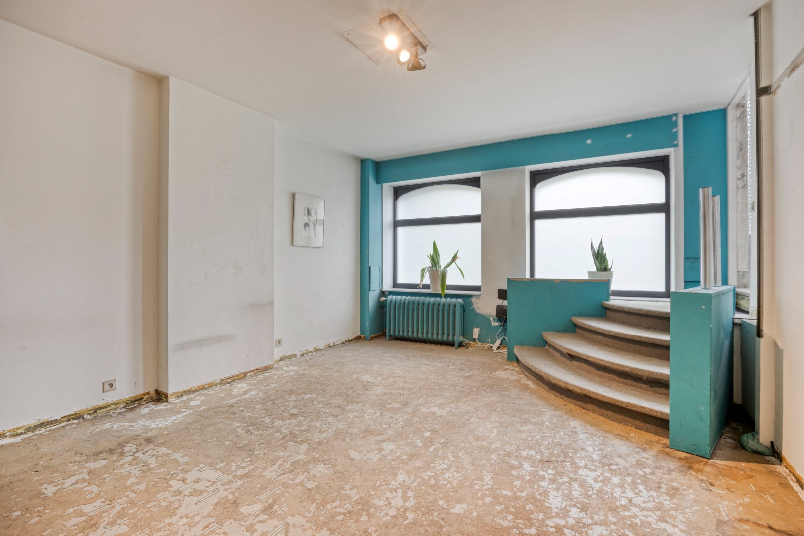 Prachtig herenhuis op de Tiensevest met mogelijkheid tot praktijkruimte - bewoonbare opp. 555 m&#178; 