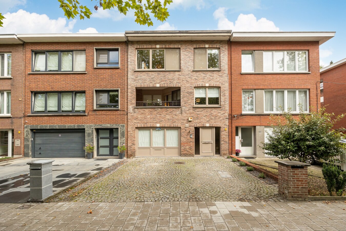 Prachtige woning 243 m&#178; met 4 slaapkamers (met mogelijkheid tot kangoeroewoning) 