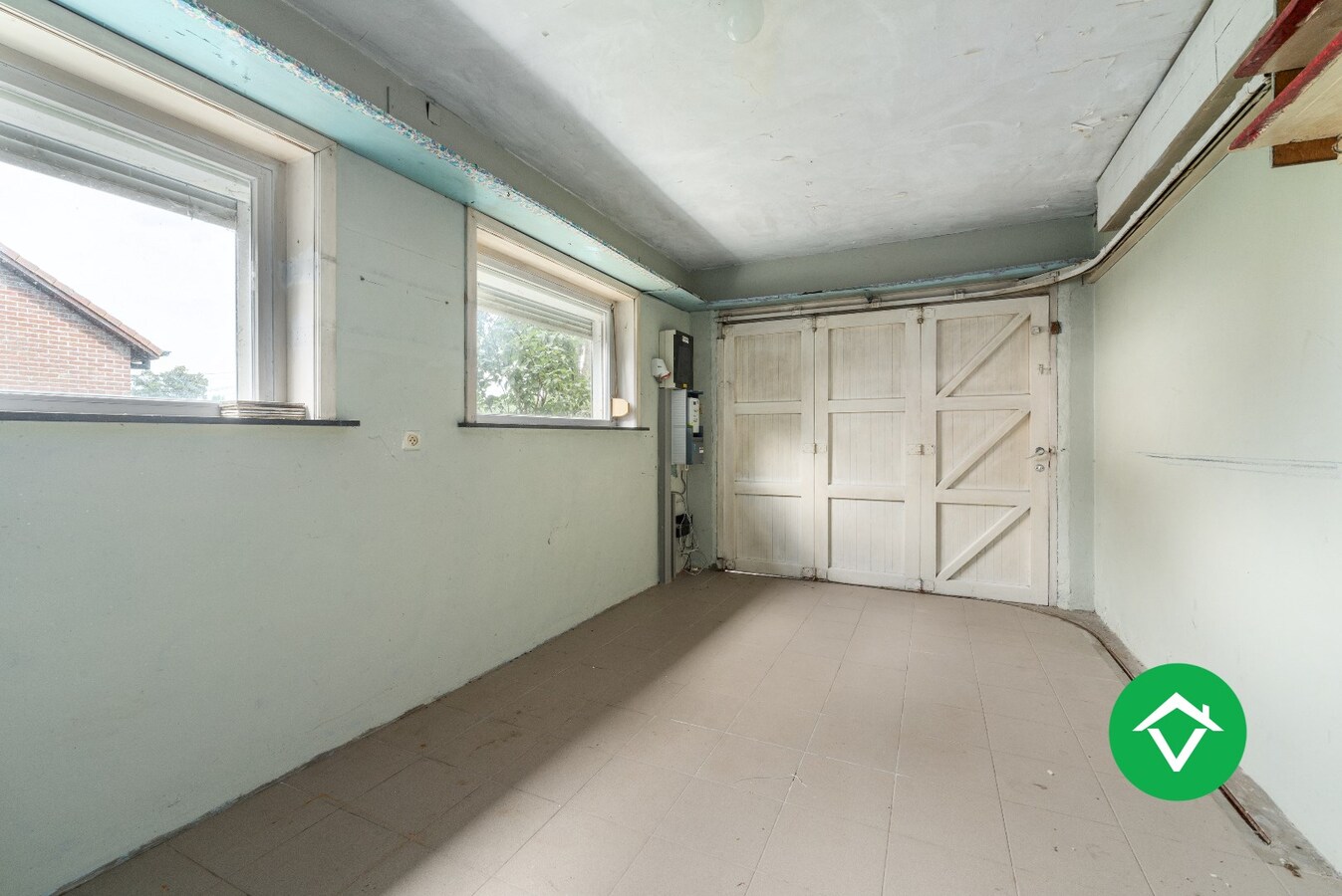 Instapklare woning met 3 slaapkamers en garage te Zarren 