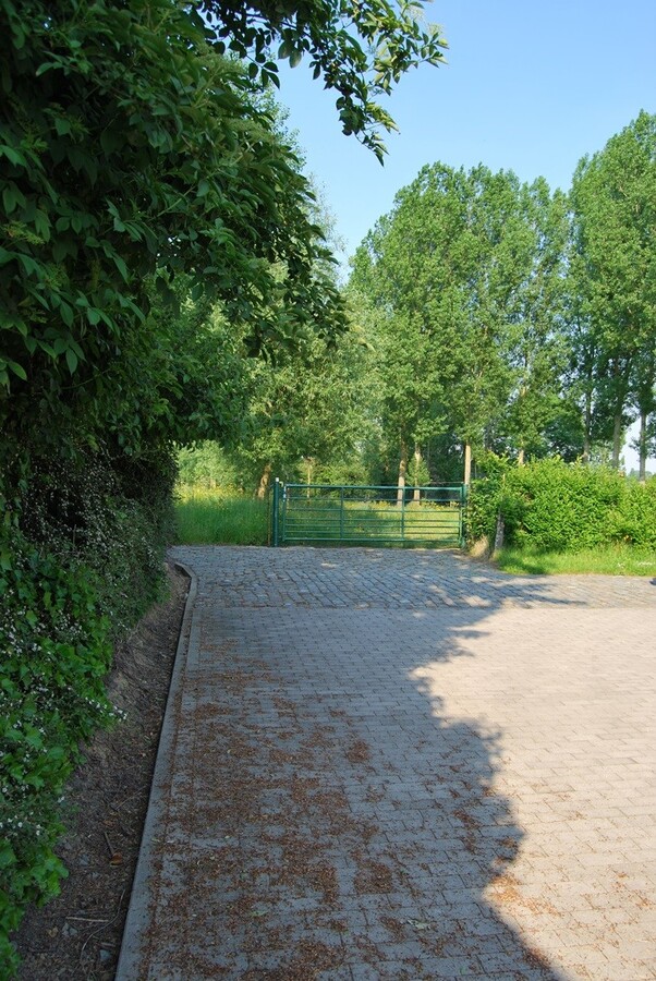 Charmante hoeve op ca. 1,1ha te Geraardsbergen 