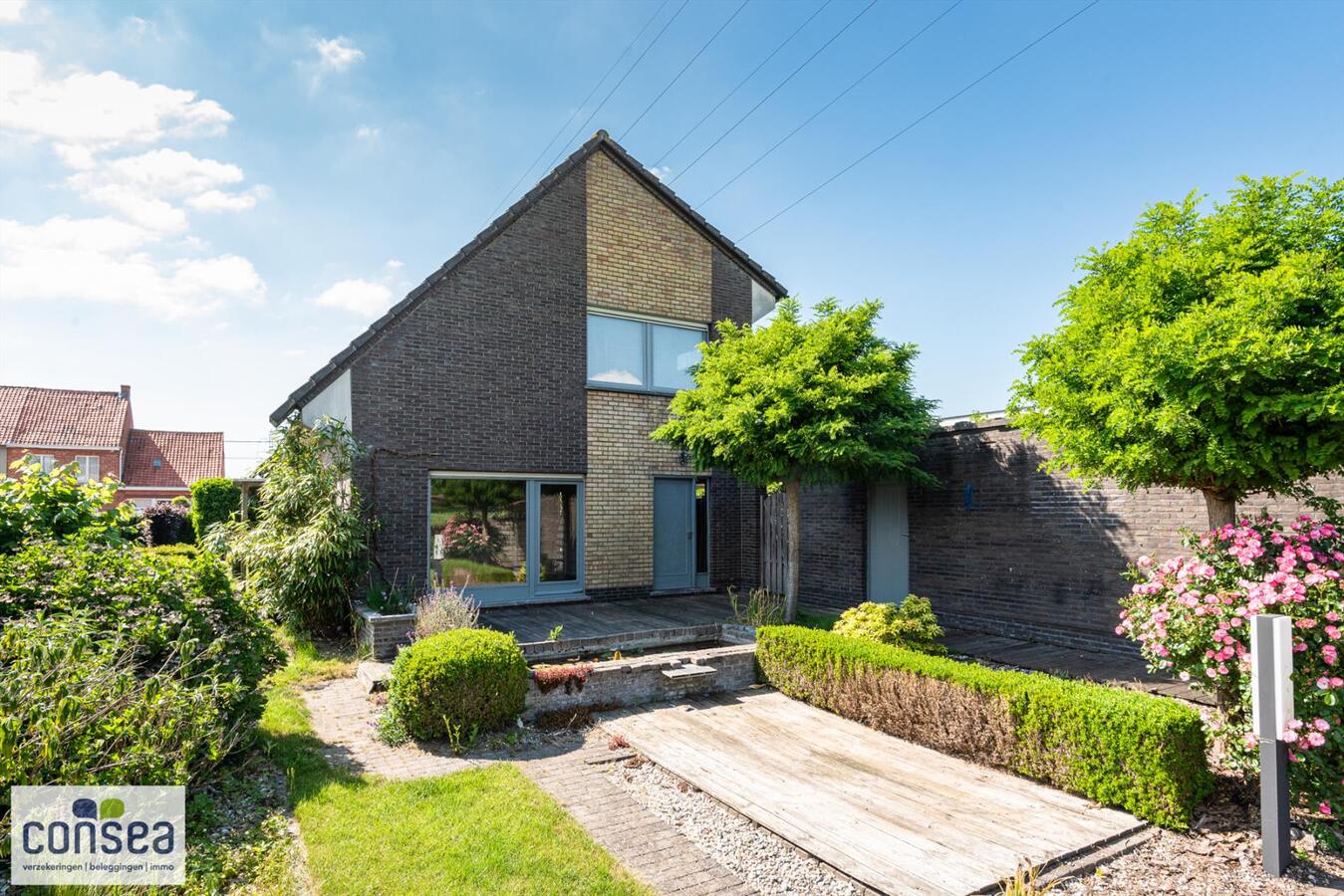 Rustig gelegen woning met 4 slaapkamers en 2 badkamers 