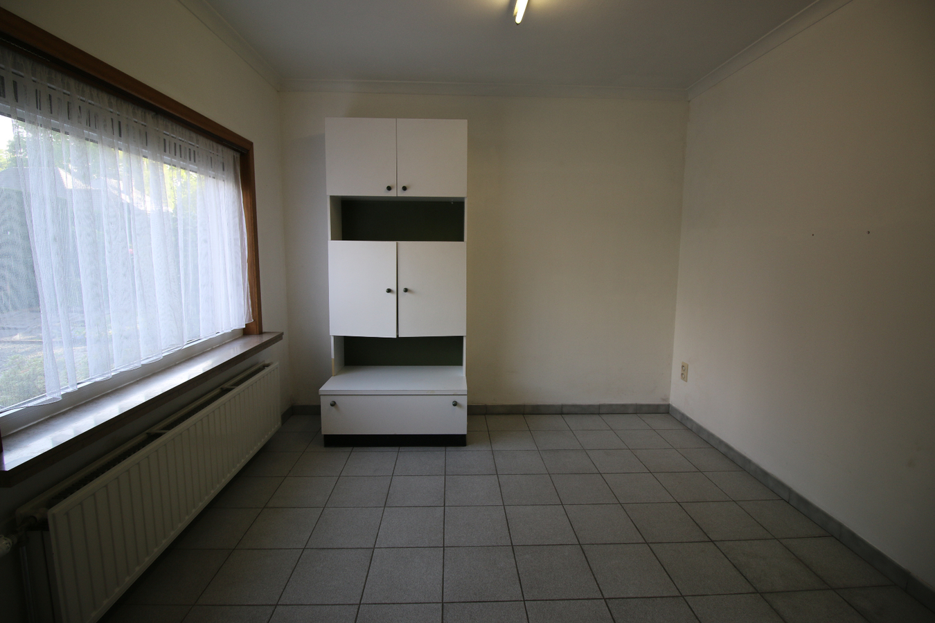 Ruime woning met 4 slaapkamer te centrum Evergem! 