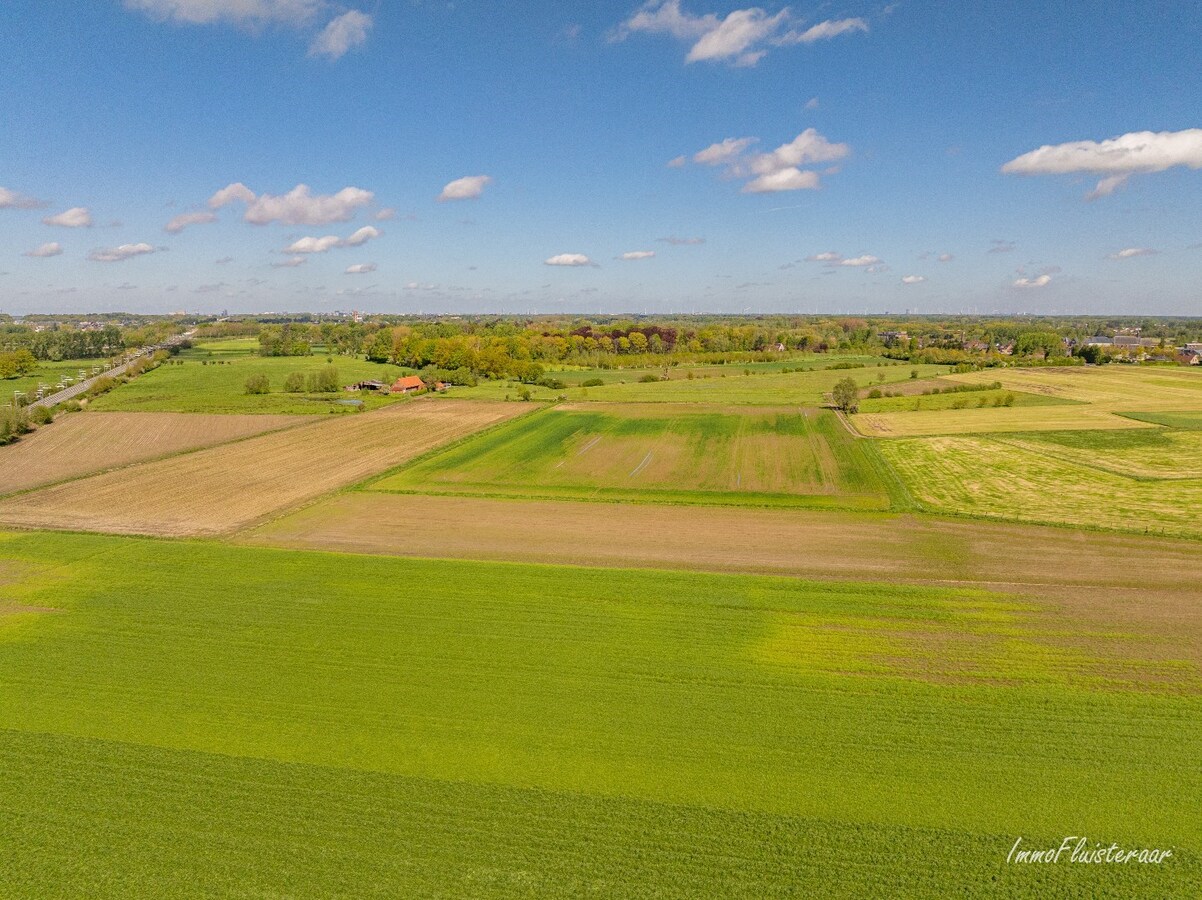 Idyllisch gelegen te renoveren hoeve te Melle op ca. 9,3ha 