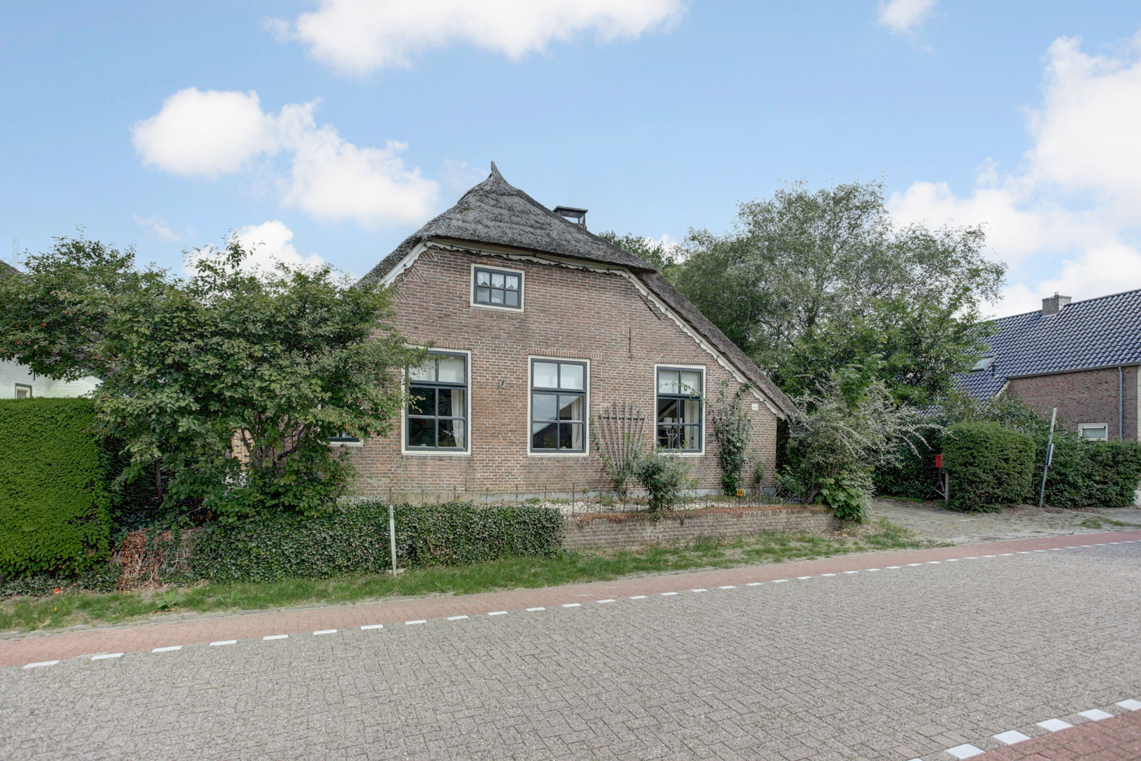 Woonboerderij te koop in Wanneperveen