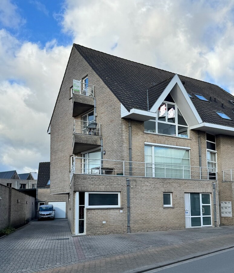 Instapklaar appartement met 2 slaapkamers te Aartrijke 
