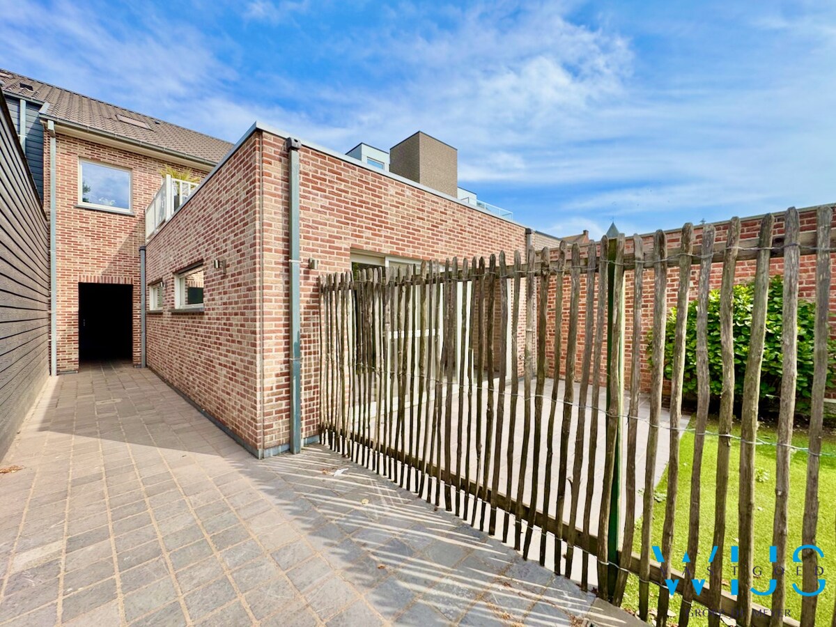 Gelijkvloersappartement met staanplaats te Ertvelde ! 