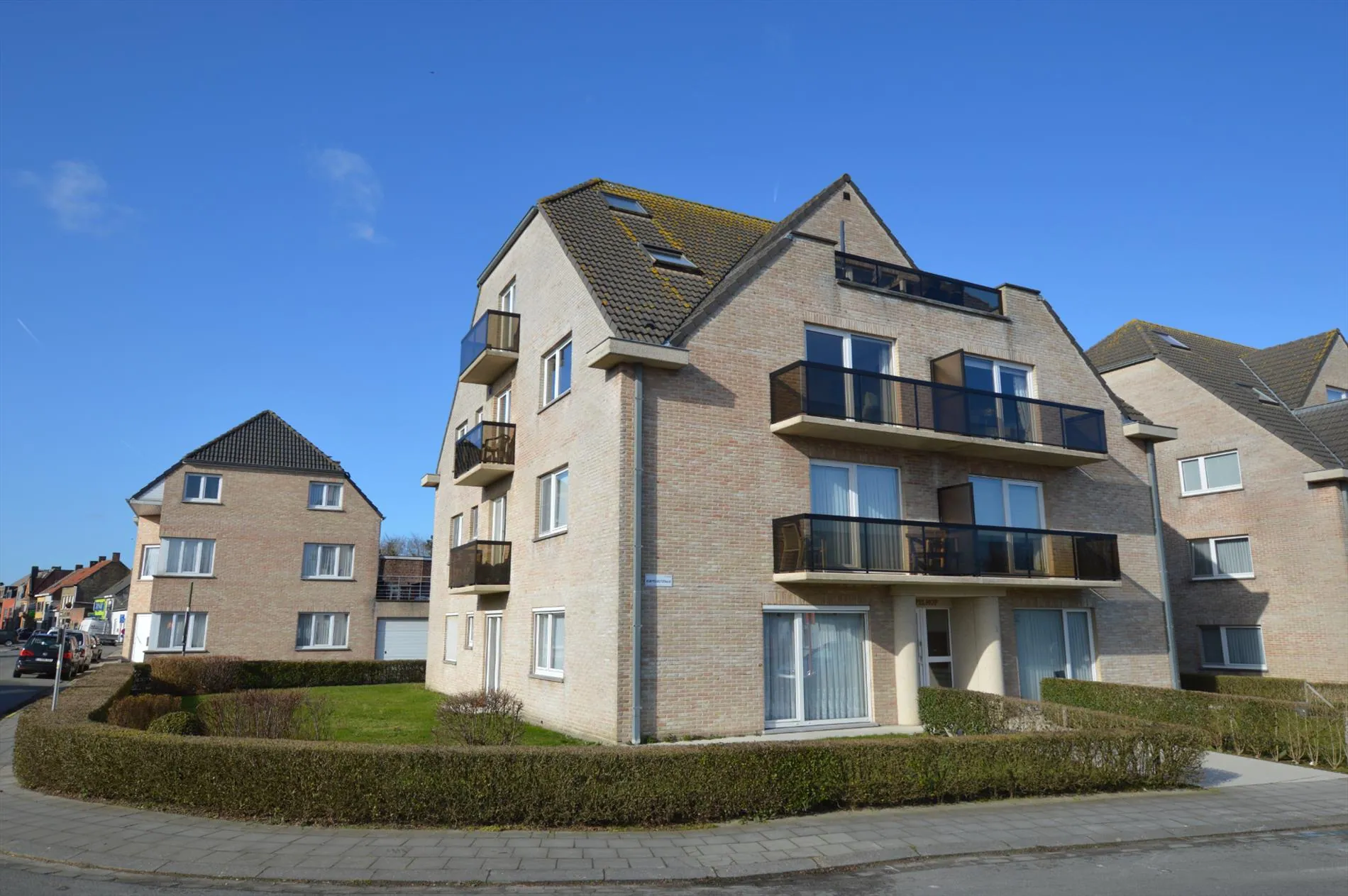 Zonnig en net onderhouden appartement op 2de verdieping in centrum Oudenburg