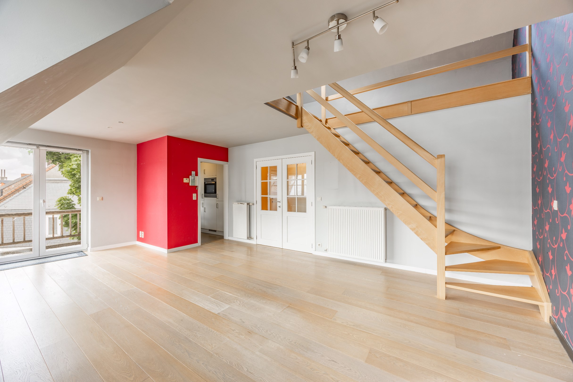 CENTRAAL GELEGEN PENTHOUSE MET TERRAS EN GARAGE 