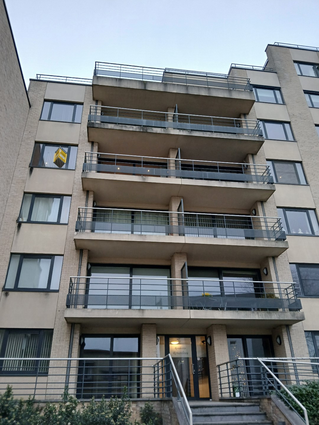 Appartement met 2 ruime slaapkamer nabij Sint-Pietersstation 