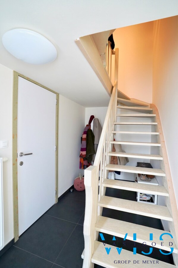 Bel-&#233;tage met 3 slaapkamers en tuin te ERTVELDE ! 