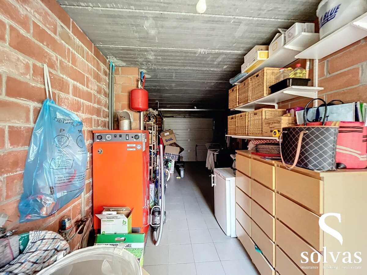 Landelijk gelegen halfopen bebouwing met drie slaapkamers 