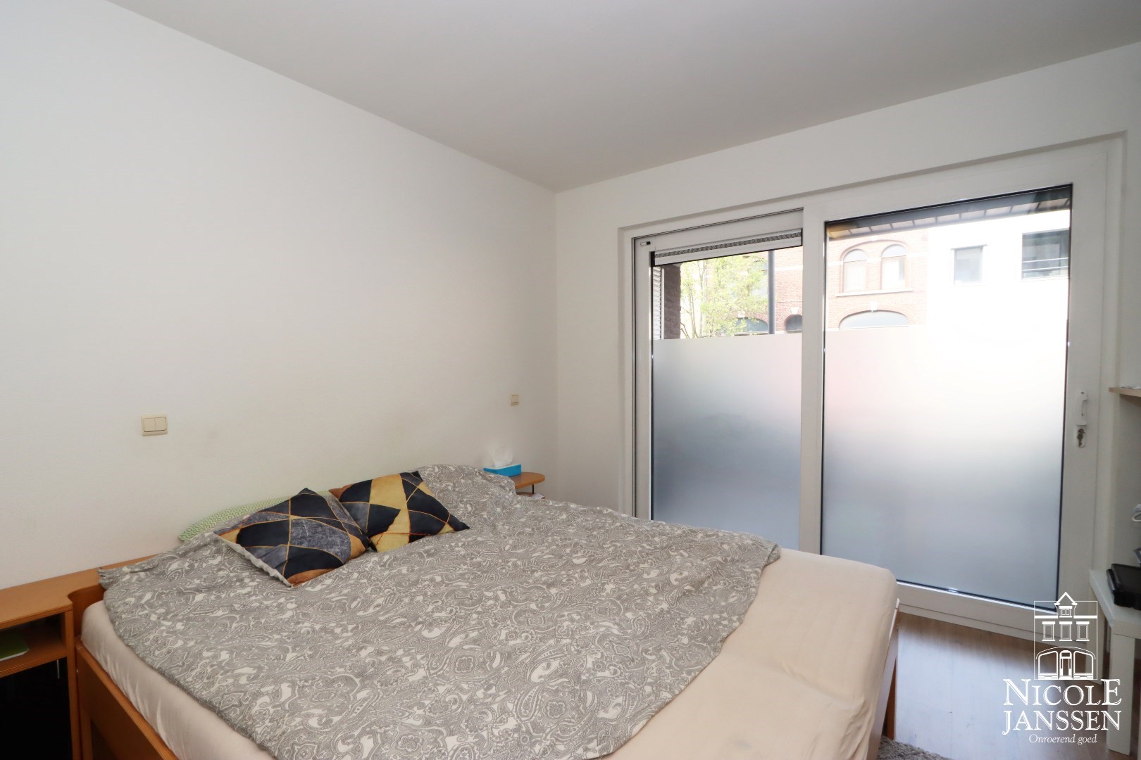 Gelijkvloers appartement met &#233;&#233;n slaapkamer en terras in het centrum van Maaseik 
