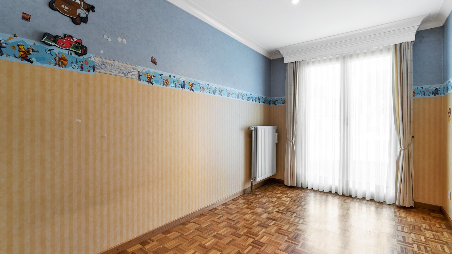 Bungalowwoning in doodlopende straat vlakbij centrum Genk 