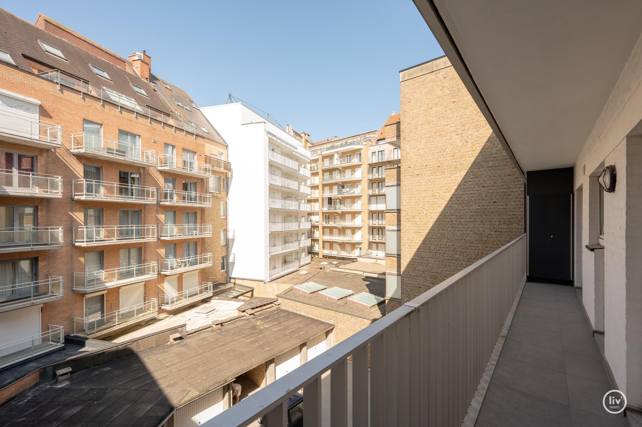 Ruim appartement met zijdelings zeezicht en uitzicht op het Casino 